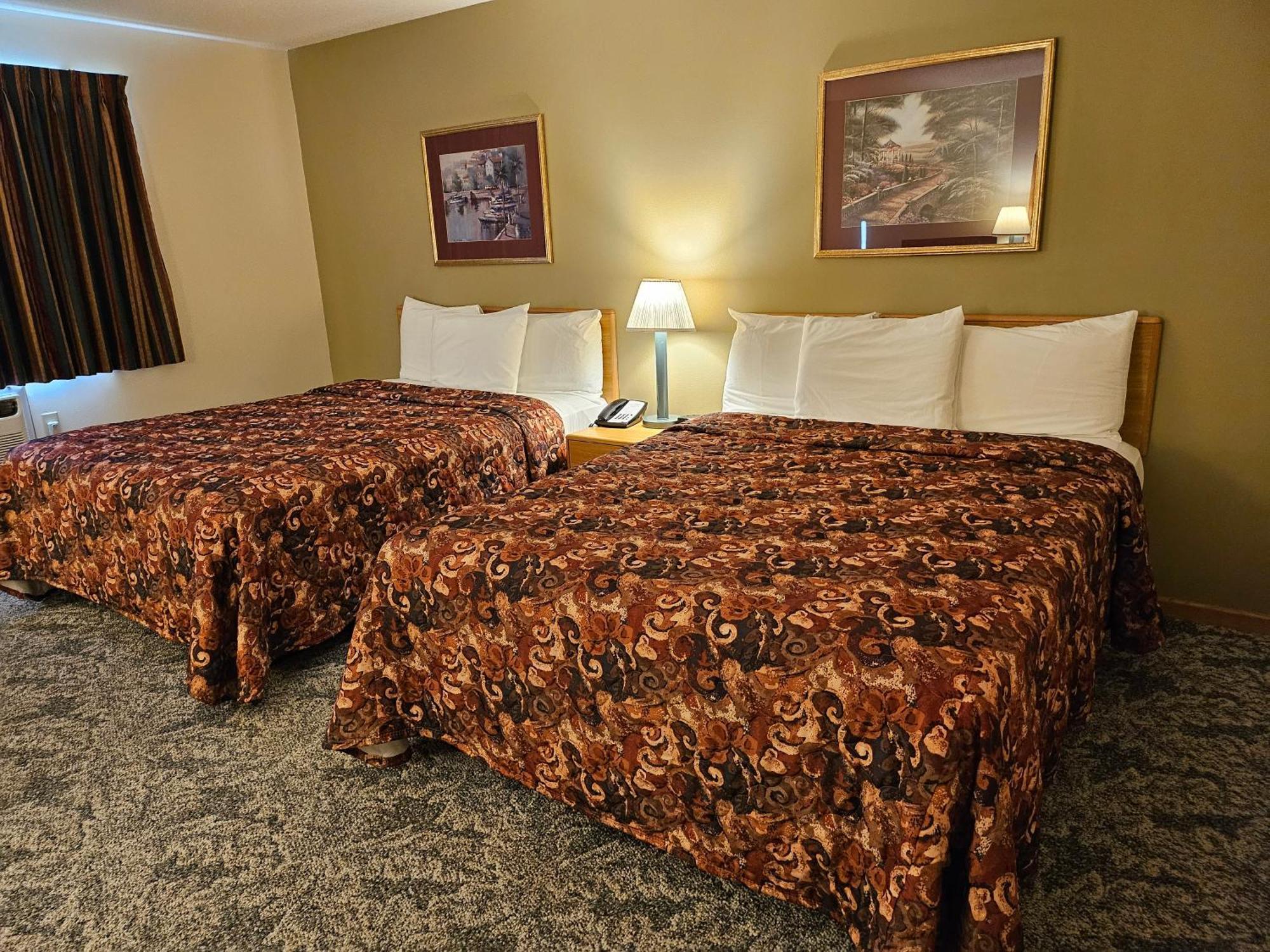 Lincoln Host Motor Inn Escanaba Kültér fotó